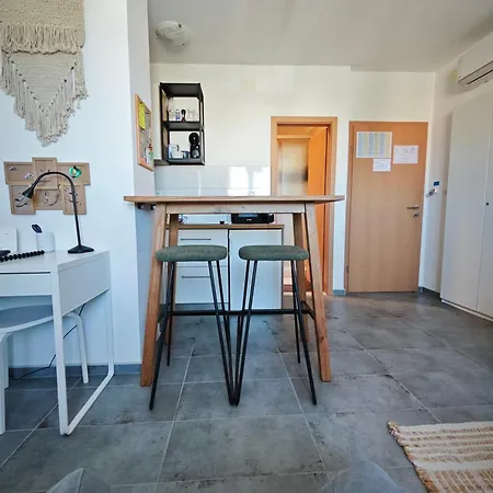 Cozy Old Town アパート ザダル