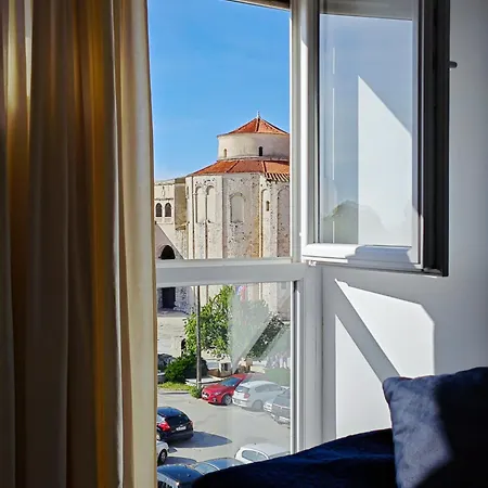 شقة Cozy Old Town زادار